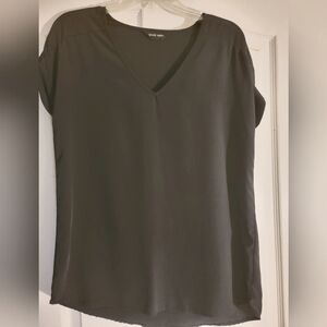 Women's Black Short Sleeve Top